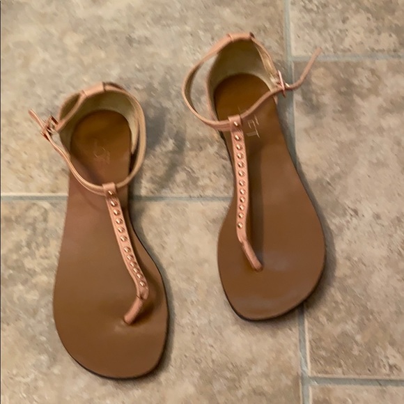 LOFT Shoes - 🌼🌼2 for $10🌼🌼LOFT Sandals